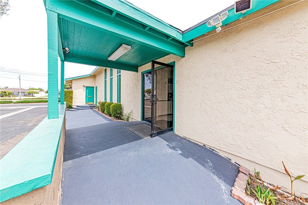 5722 Crescent