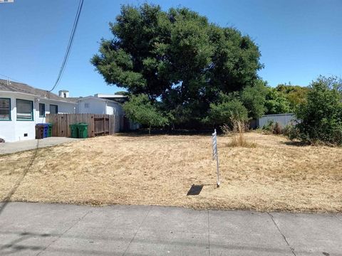 Photo of 0 0 Broadway, Richmond, CA 94804 (MLS # 41061790)