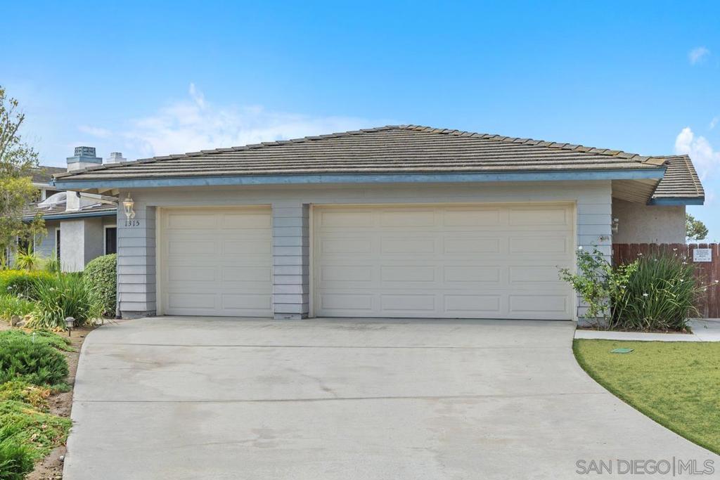 1315 Eagle Glen