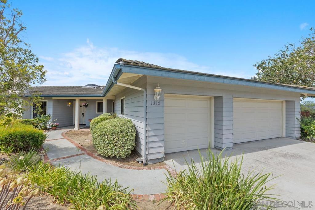 1315 Eagle Glen GLN