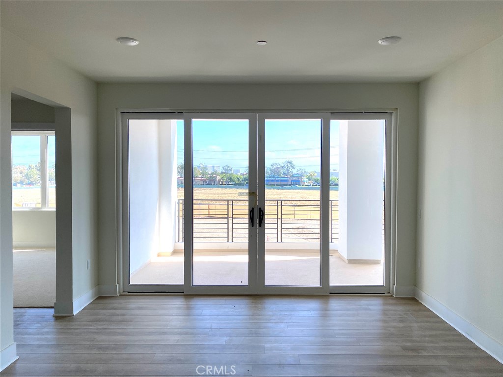16450 Veterans Way 208