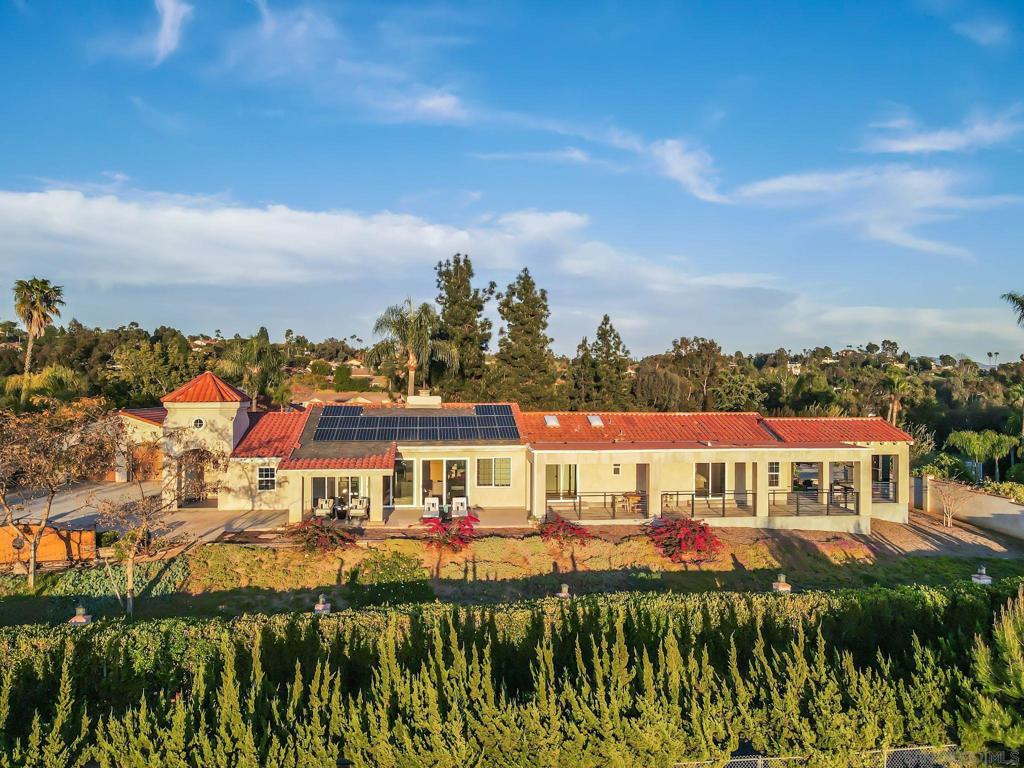 1832 Via Rancho Pkwy