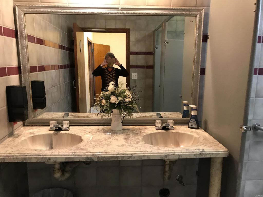 823 Grand Avenue 101-102