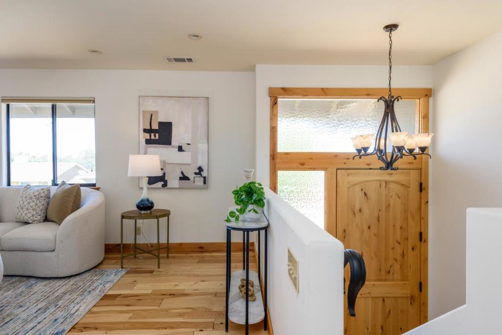 1082 Eden Bower Lane