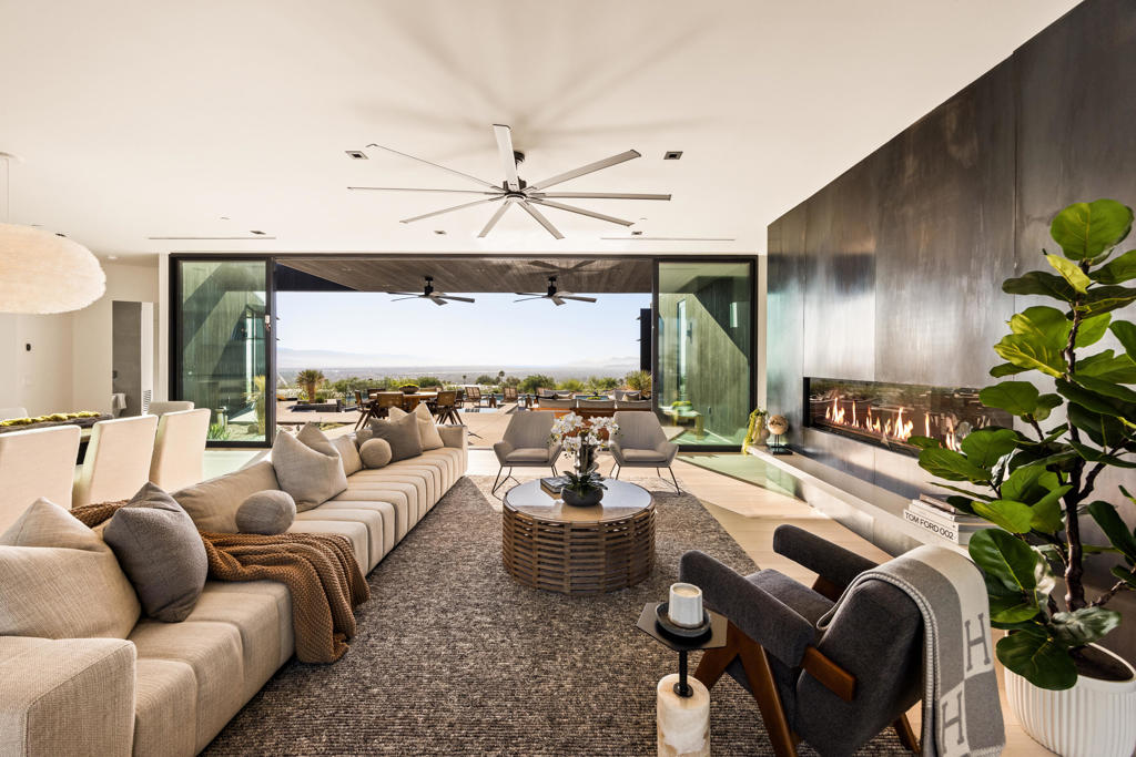 Desert Palisades - Residential