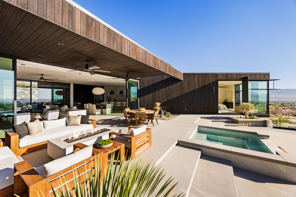 Desert Palisades - Residential