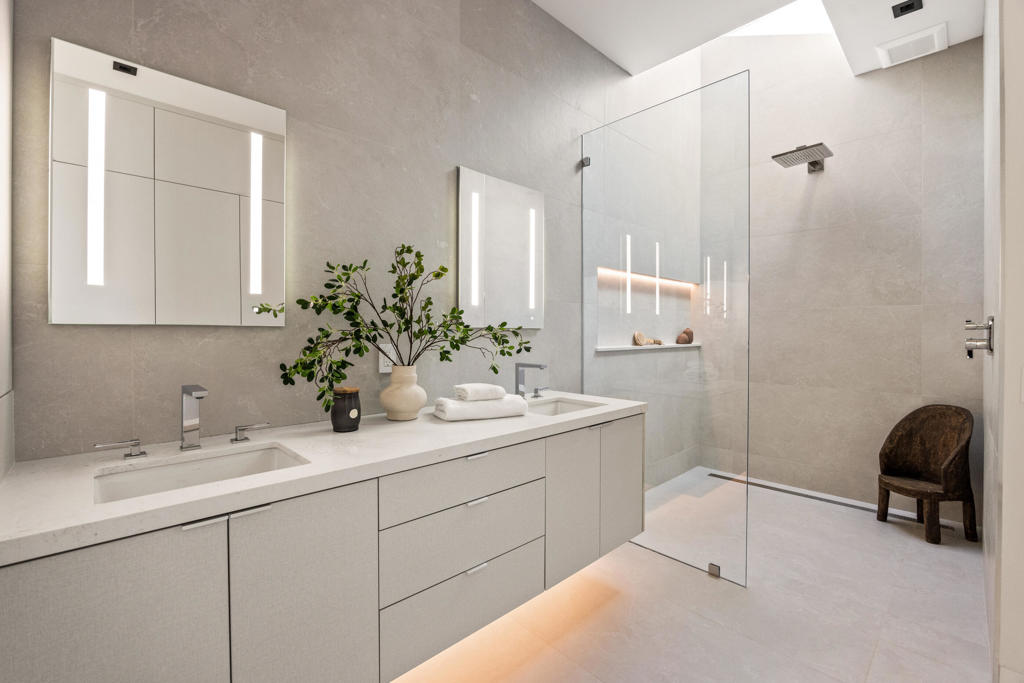 Desert Palisades - Residential