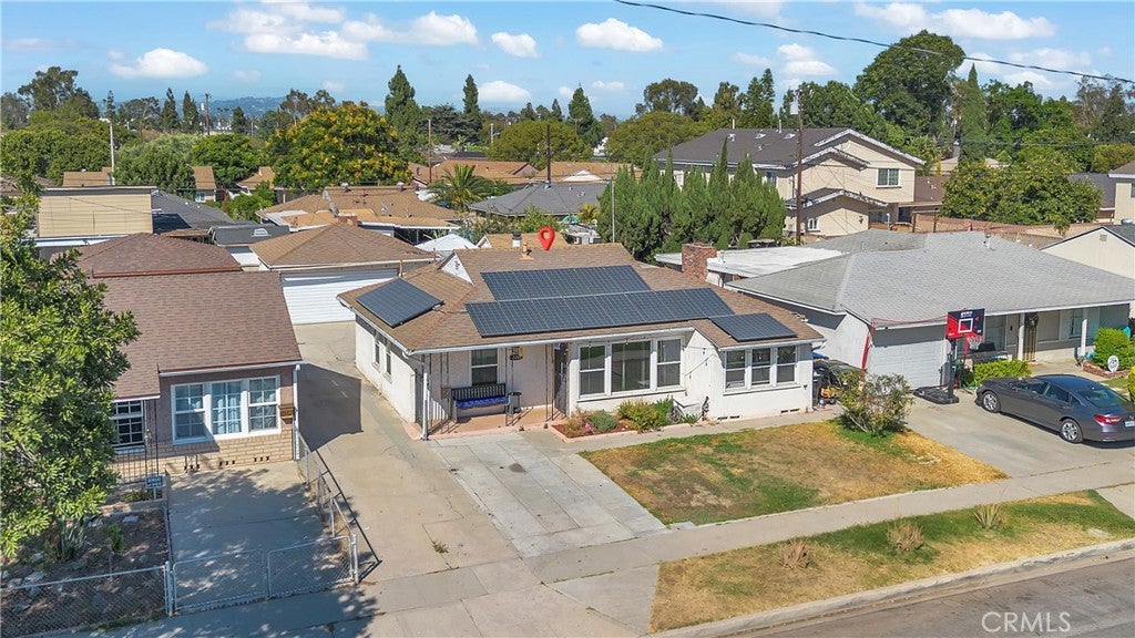 13302 Volunteer Avenue