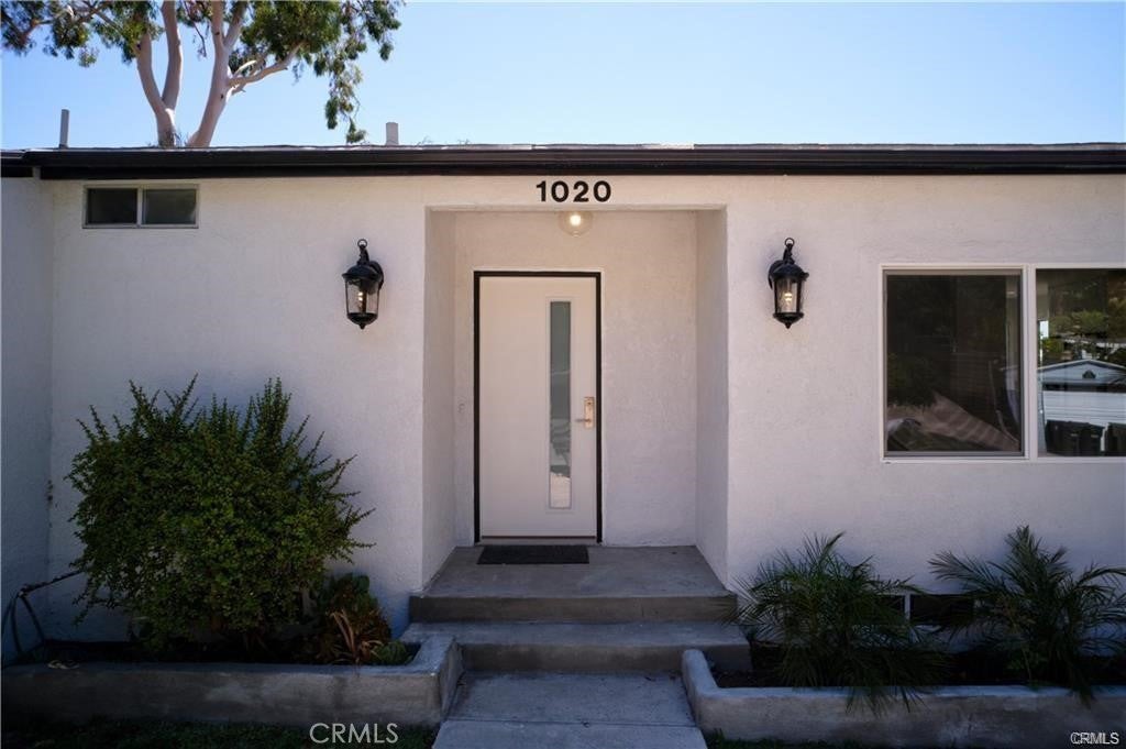 1020 Lantana Drive, Los Angeles CA 90042