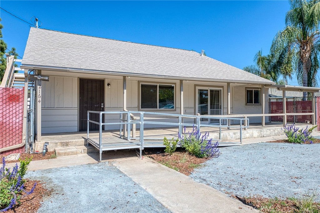 2146 W Dudley 2