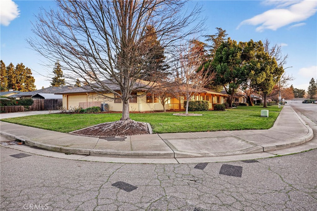 1090 Autumnwood Drive