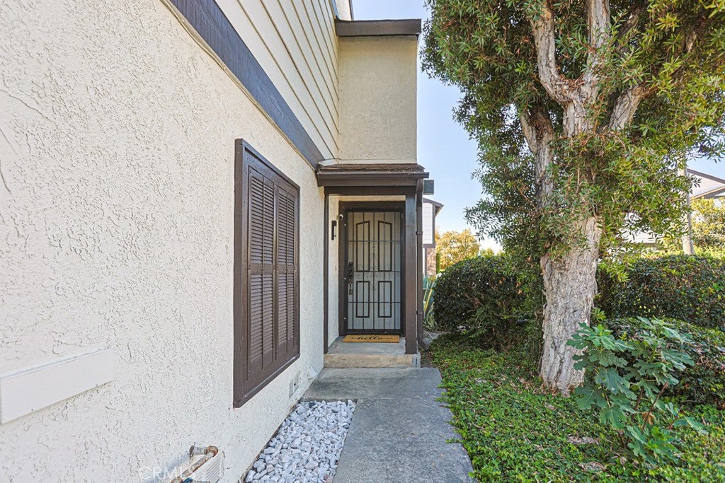2640 W Meadowview