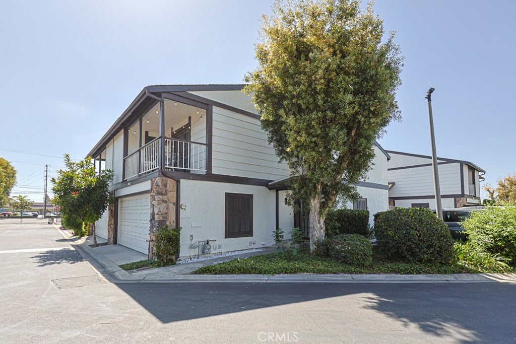 2640 W Meadowview