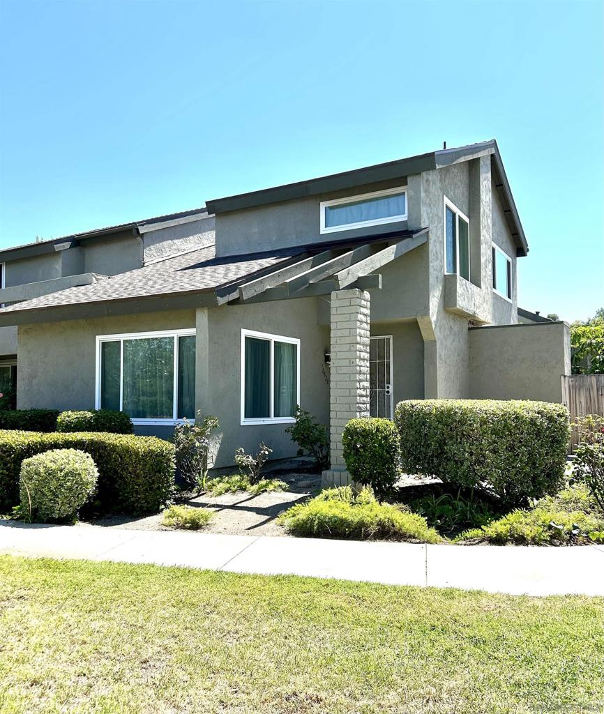 Very rare Monte Carlo end unit with TONS of potential to be a starter or lock & go 2nd home in one of San Diego's preferred planned communities. Investors! Grab this sweet townhouse, fix it up and make it YOUR OWN. Windows on three sides, wide open kitchen w/island overlooking patio. Yard has space for al fresco dining, planting a garden and your pets. Mostly original, so ready for updates, but the location, wrap around patio with full sun exposure make this a unique opportunity. Villa Martinique has green space between buildings, your own address (no unit#), mature trees , and paths throughout. Tierrasanta has lots of recreation options! Hiking, biking trails and backs to Mission Trails Park. Quiet, yet minutes to major fwys, shopping, downtown, airport, parks, Padre games, zoo, & all the things that make SD THE "Finest City!"