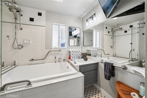 Tiny photo for 4535 Albion Dr DR, Riverside, CA 92503 (MLS # IV26196393)