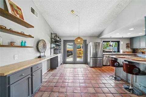 Tiny photo for 4535 Albion Dr DR, Riverside, CA 92503 (MLS # IV26196393)