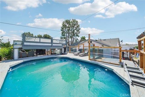 Tiny photo for 4535 Albion Dr DR, Riverside, CA 92503 (MLS # IV26196393)