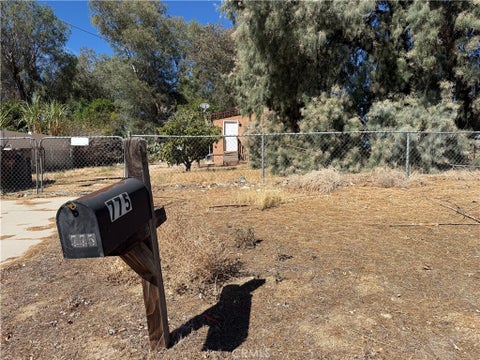 Photo of 775 Park AVE, Banning, CA 92220 (MLS # CV26210495)