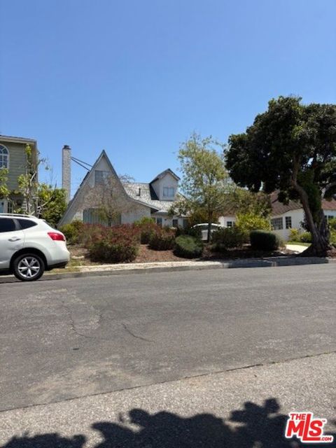 Photo of 2540 Prosser Avenue, Los Angeles, CA 90064 (MLS # 26830885)