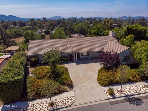 Photo of 877 Falmouth Street, Thousand Oaks, CA 91362 (MLS # 226002279)