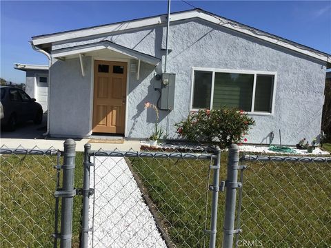 Photo of 1500 Walton Street, Oceanside, CA 92058 (MLS # OC26049529)