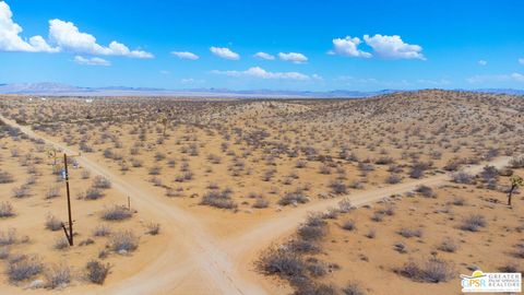 Photo of 60150 Patrick Way, Yucca Valley, CA 92284 (MLS # 25604755PS)