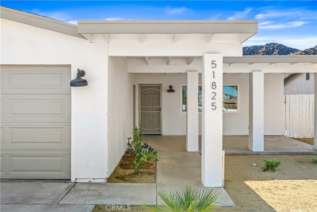 51825 Avenida Martinez