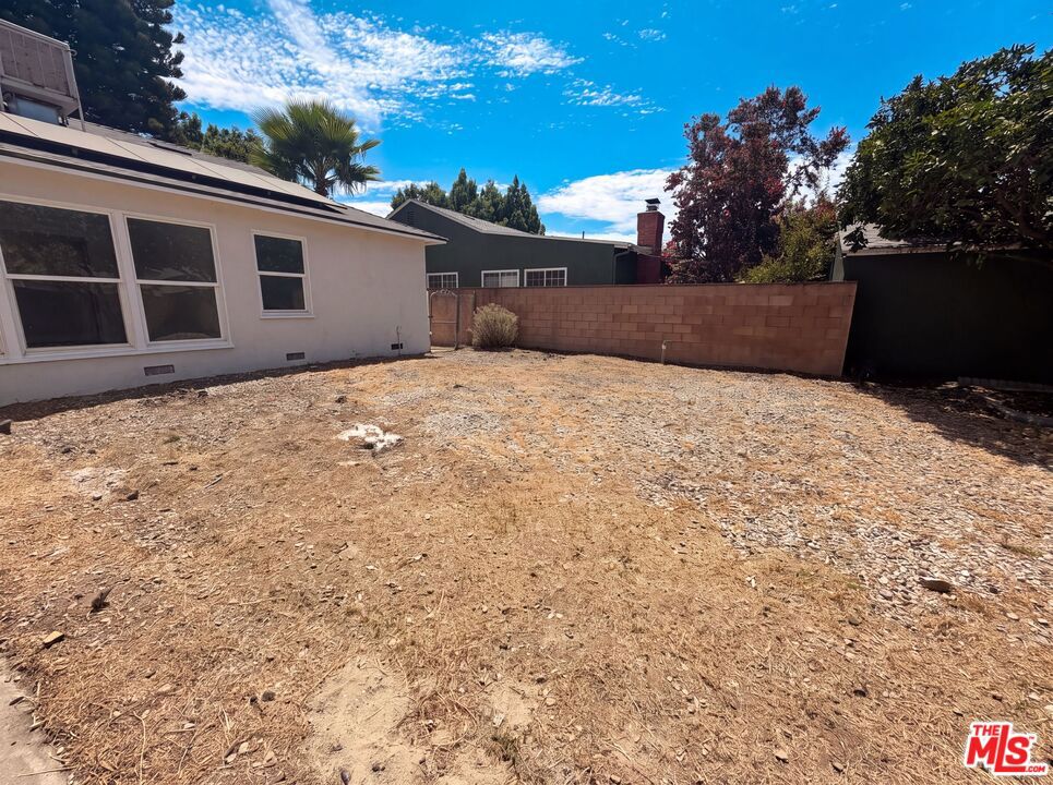 8015 Aldea Avenue