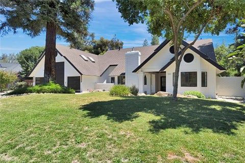Photo of 7442 N Tahan AVE, Fresno, CA 93711 (MLS # FR26159594)
