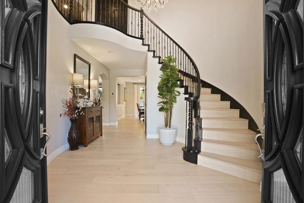 2264 Star Lilly Court