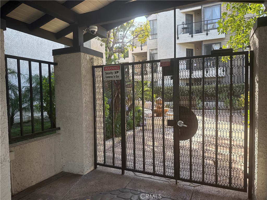 437 E E Palm Ave # 201