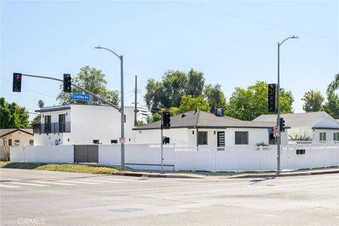 Photo of 18060 Oxnard Street, Encino, CA 91316 (MLS # GD26218785)