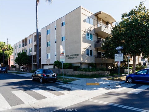 Photo of 100 Hermosa AVE #1C, Long Beach, CA 90802 (MLS # PW26211849)