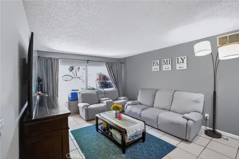 MLS: OC26115476