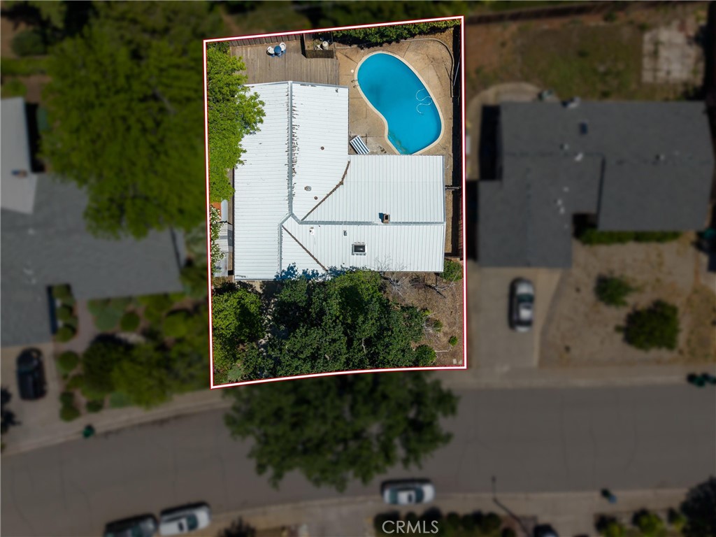 480 Redwood Way