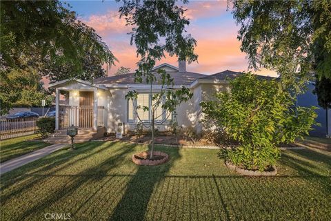 6542 Zelzah Avenue Reseda CA 91335