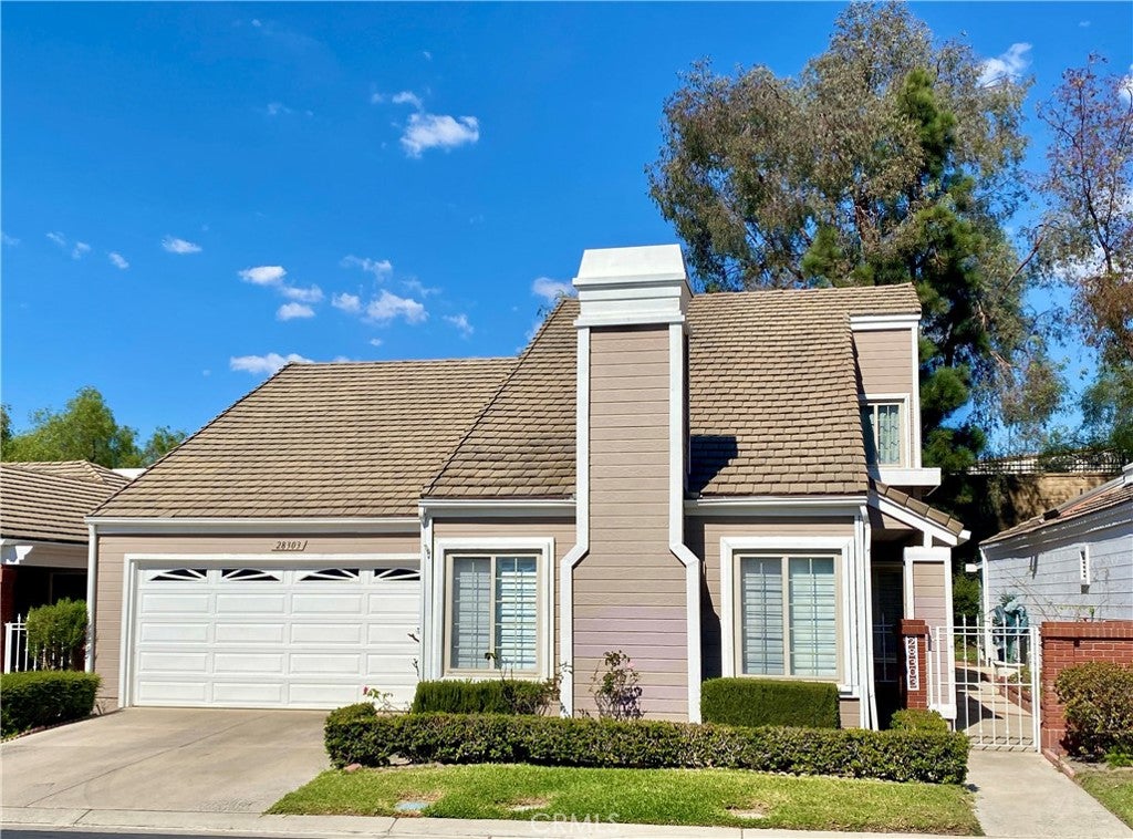 Photo of 28303 Alava, Mission Viejo, CA 92692 (MLS # PW26211370)