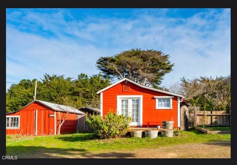 Photo of 15301 Caspar Road, Caspar, CA 95420 (MLS # C1-11273)