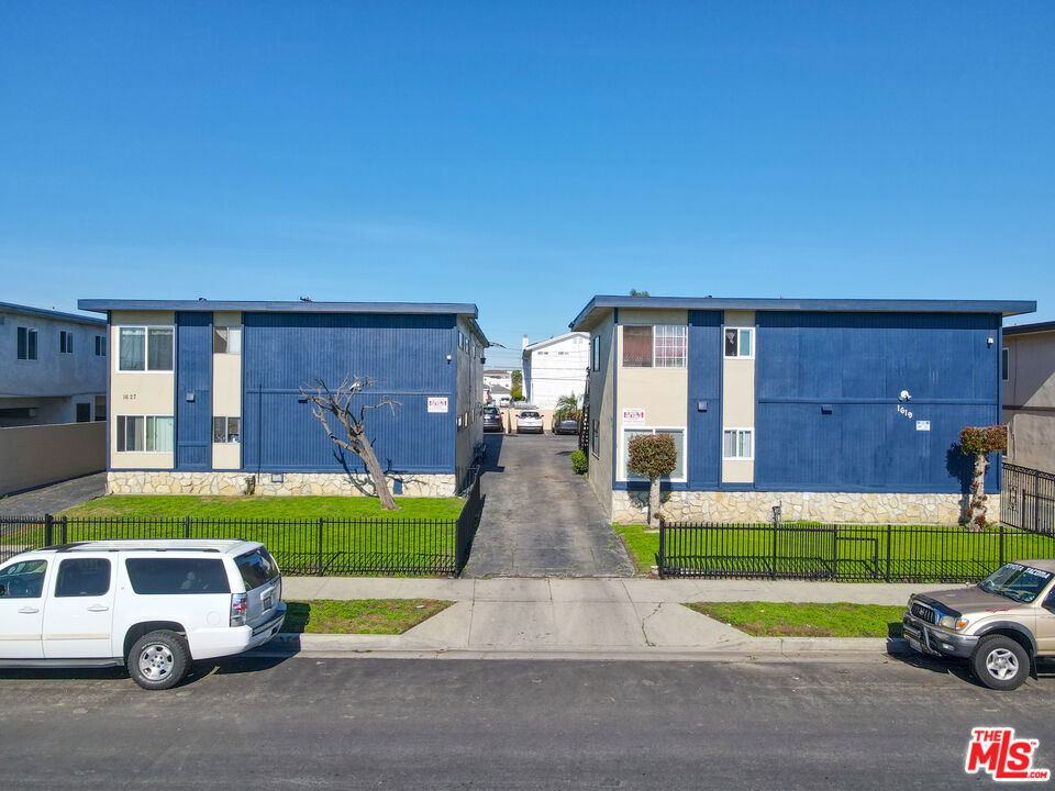 1627 W 206th Street