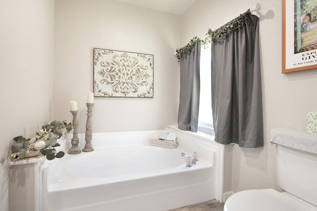 Ivey Ranch - Manufactured In Park