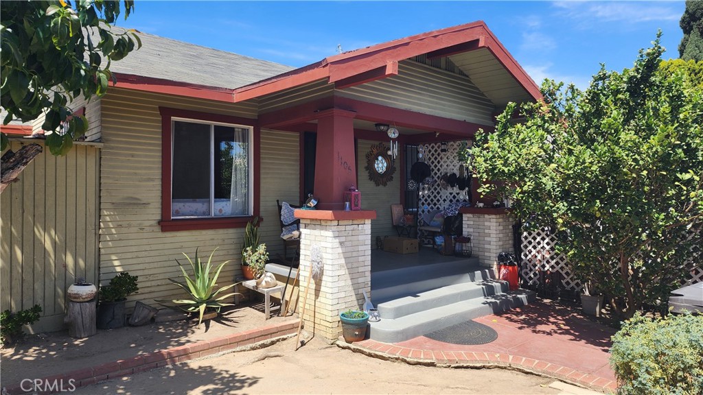 Nestled just minutes from the beach and vibrant downtown Long Beach, this Craftsman-style 3-unit property offers a unique investment opportunity or the perfect live/work arrangement. The property offers three (3) units with a mix of (1) three-bedroom / one-bath unit, (1) Two bedroom/ one-bath units and (1) One-bedroom / one-bath unit, along with three (3) secure parking spaces. All units are separately metered.
Please submit offer subject to interior visual inspection!