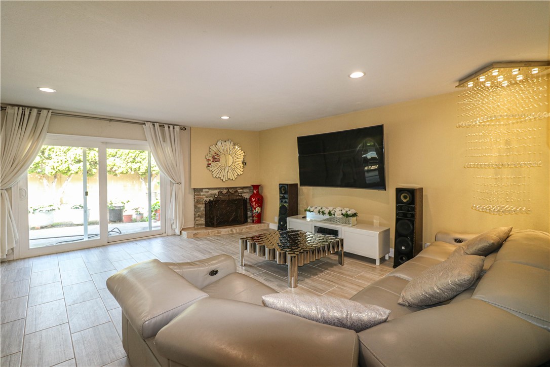 Showcase Homes (SHOC) - Residential