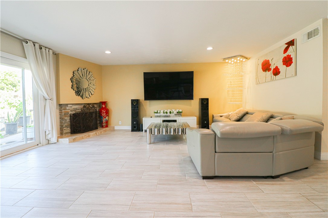 Showcase Homes (SHOC) - Residential