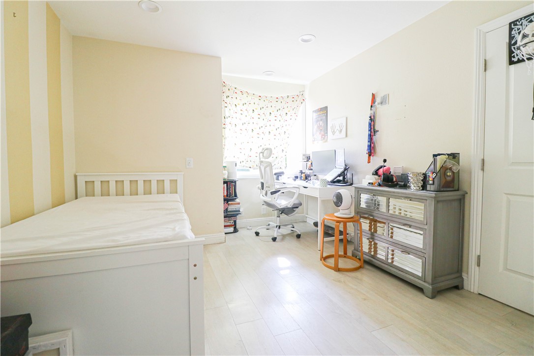 Showcase Homes (SHOC) - Residential