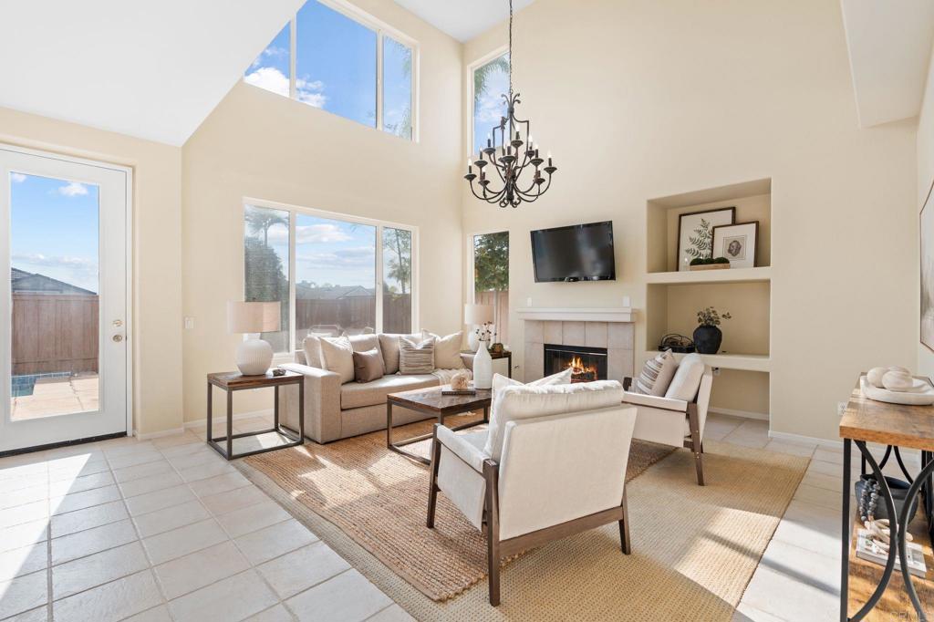 6181 Sunset Crest Way