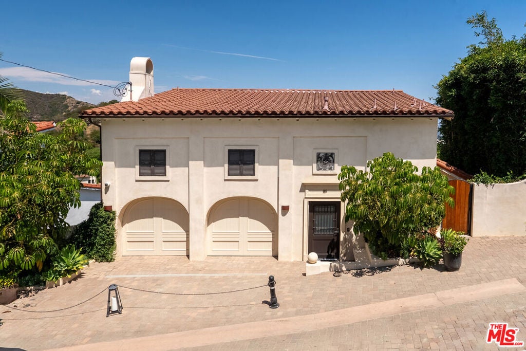 1364 Angelo Drive, Los Angeles CA 90210