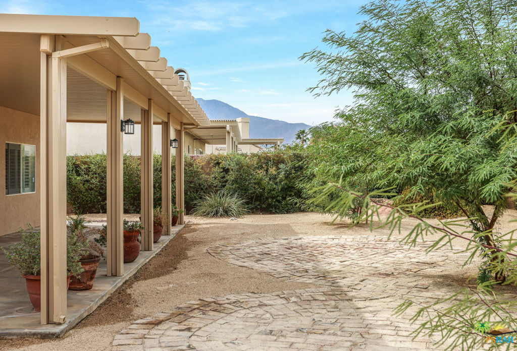 La Pasada - Residential