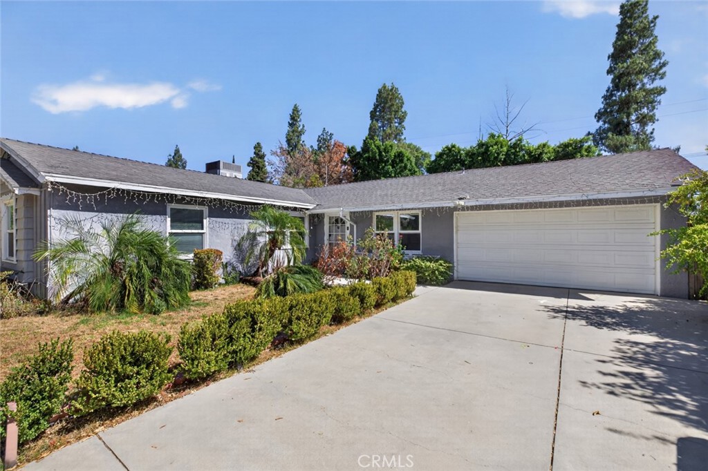 23100 Cohasset