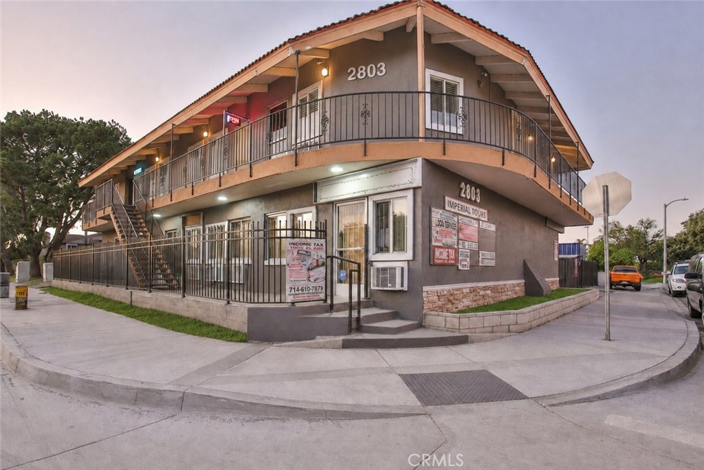 2803 W 17th