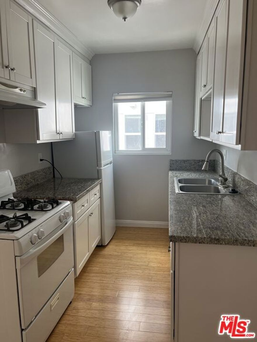 Note:This unit does not include parking. Rare 1-bedroom, approximately 625 square feet, fully renovated throughout. Spacious unit with new laminate flooring, new double-pane windows, and abundant natural sunlight. Located on the second (top) floor. Community laundry on-site. Extremely central location within a 15-minute walk to Echo Park Lake and close to Downtown LA, Koreatown, Silver Lake, and Hollywood. Surrounded by many new cafes, bars, and restaurants. Good credit and proof of income required. No parking included.